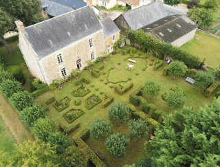 Visite du Jardin des Langottières, jardin régulier et d'agrément, et du presbytè
