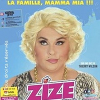 Zize dans la Famille Mamma Mia ! (Tournée)