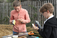 Les bêta makers -l'atelier à picorer :  Bateau solaire