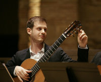 Raphaël Guichard joue Les Caprices de Goya, un programme pour guitare seule