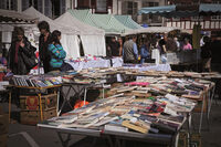 Marché à la brocante à Bayonne