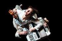 Mange la vie avec les doigts à Saint-Amand-Montrond