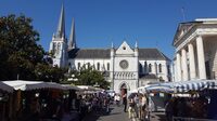 Marché ambulant à Pau