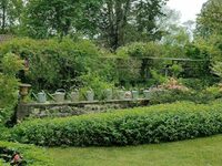 Découverte et promenade dans le jardin à Saint-Hilaire-de-la-Noaille