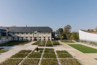 Promenade dans les jardins de la Maison Ruinart à Reims