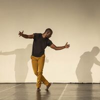 « Trois fois seul », par le chorégraphe Salia Sanou à Nantes