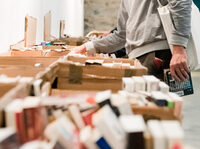 Braderie de la médiathèque de Couëron à Couëron