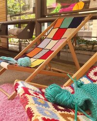 Installation « Tricotons le musée et le quartier Très-Cloîtres » à Grenoble