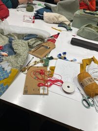 Fabrication d'un tapis à histoires à Rouen