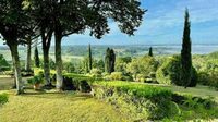 Visite d'un jardin d'inspiration italienne à Belvès