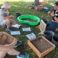 Initiation à la fouille en carré à Saint-Romain-de-Jalionas