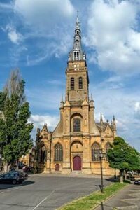 Visite guidée de la Basilique de Mézières, ses vitraux et son trésor d'art sacré à Charleville-Mézières