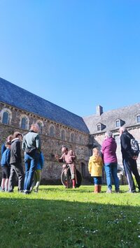 Tuto : découverte de l'abbaye par un viking à La Lucerne-d'Outremer