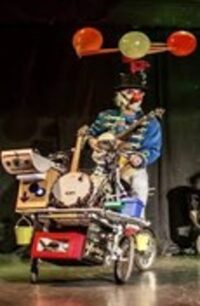 L'ART DEVANT LA PORTE à Lamasquère