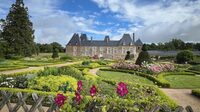 Découvrez les jardins « aux mille vues » du château des Arcis, avec Catherine, p à Meslay-du-Maine