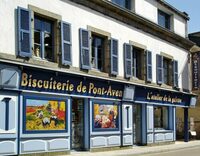 Plongez au cœur de la biscuiterie Pont-Aven dans le Finistère ! à Pont-Aven