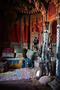 Nicolas Camoisson - Sur les traces de Loti, mon Orient à Bordeaux