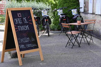 Invitation à visiter le territoire à vélo à Bourg