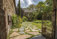 Visite, expositions et concert dans un jardin du Ségala à Camboulazet