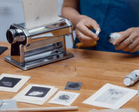 Gravure sur Tetrapak à Paris 19e
