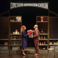 CHANGER L' EAU DES FLEURS à LES ISSAMBRES