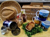 Dégustation de produits locaux à Lussac-les-Châteaux