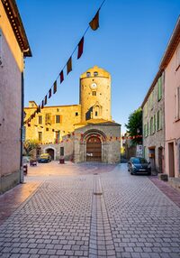 LES BALADES DU CONFLENT : "VISITE DE LA CHAPELLE DES BAINS, DU VILLAGE ET DE L'É à Molitg-les-Bains