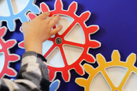 Les manipulations d'éveil aux sciences à Toulouse