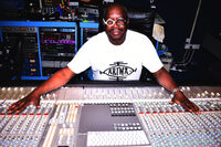 MAD PROFESSOR à Cenon