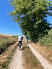 Echappée à vélo - de clochers en jardin secret à Saint-Symphorien