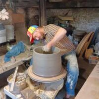 Démonstration de Tournage de la Poterie du Haut à Neuvy-Deux-Clochers