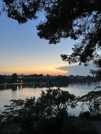 Éco-balade : Contempler le coucher de soleil à Istres