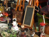 Vide-grenier, Chez les Boulettes à Diusse