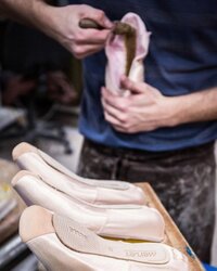 Dans les coulisses des chaussons de danse à Verneuil-sur-Vienne