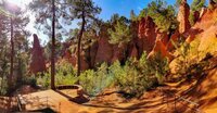 Tours et détours dans le sentier des ocres : les matériaux de la couleur ! à Roussillon