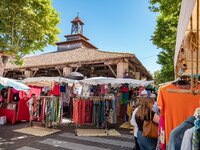 LE PETIT MARCHÉ DU FAIT MAIN à Grenade