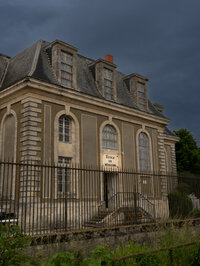 Visites guidées de la bibliothèque et des collections à Rochefort