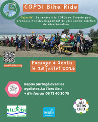 Passage des cyclistes à Senlis de la COP31 Bike ride à Senlis