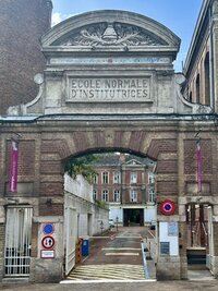 Visite guidée des anciennes écoles normales d'institutrices à Douai