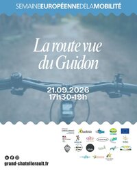 La route vue du Guidon à Châtellerault