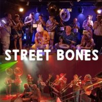 Street Bones à Cournon-d'Auvergne
