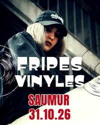 Grande vente de fripes et vinyles à Saumur